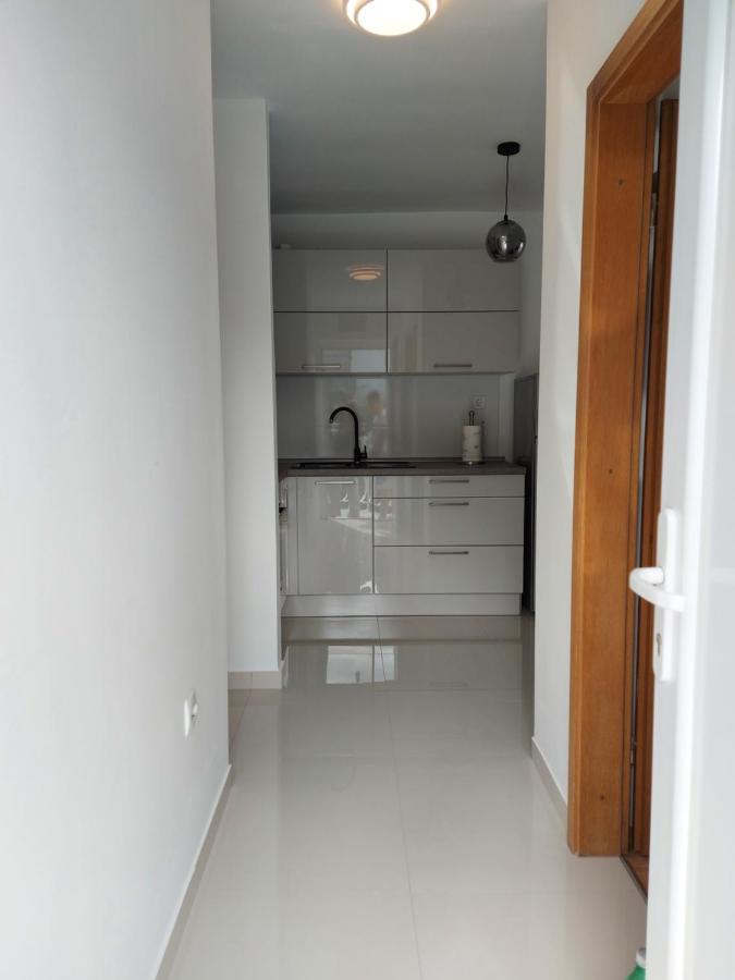 Apartmani I & J Seric Seget Vranjica Dış mekan fotoğraf