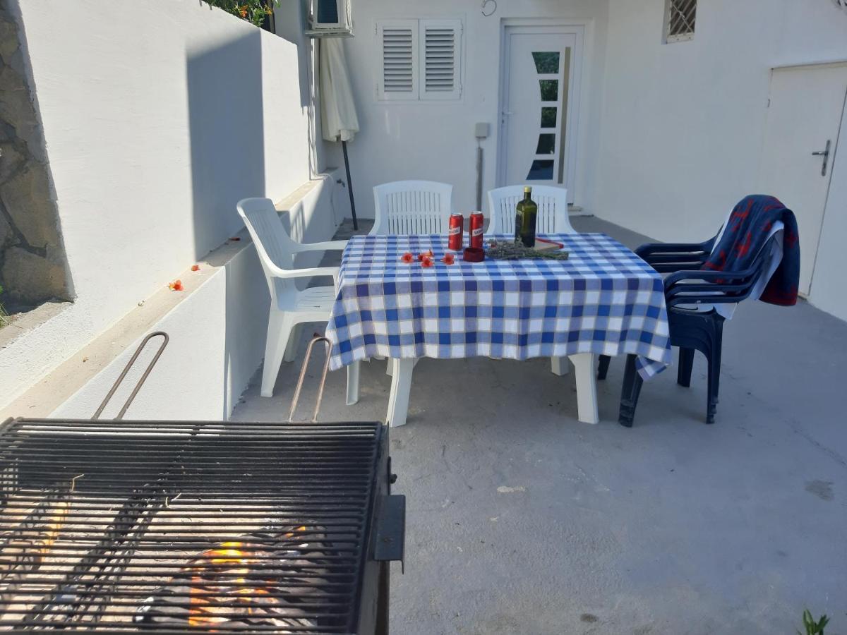 Apartmani I & J Seric Seget Vranjica Dış mekan fotoğraf
