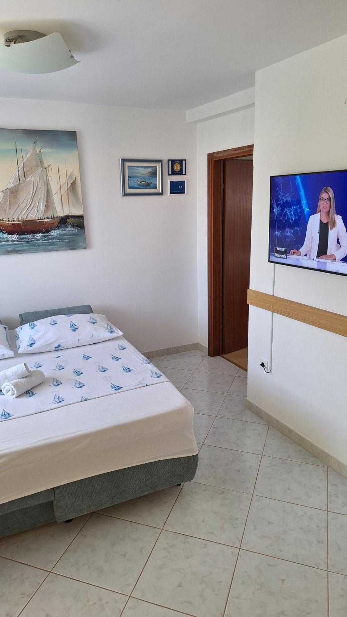 Apartmani I & J Seric Seget Vranjica Dış mekan fotoğraf