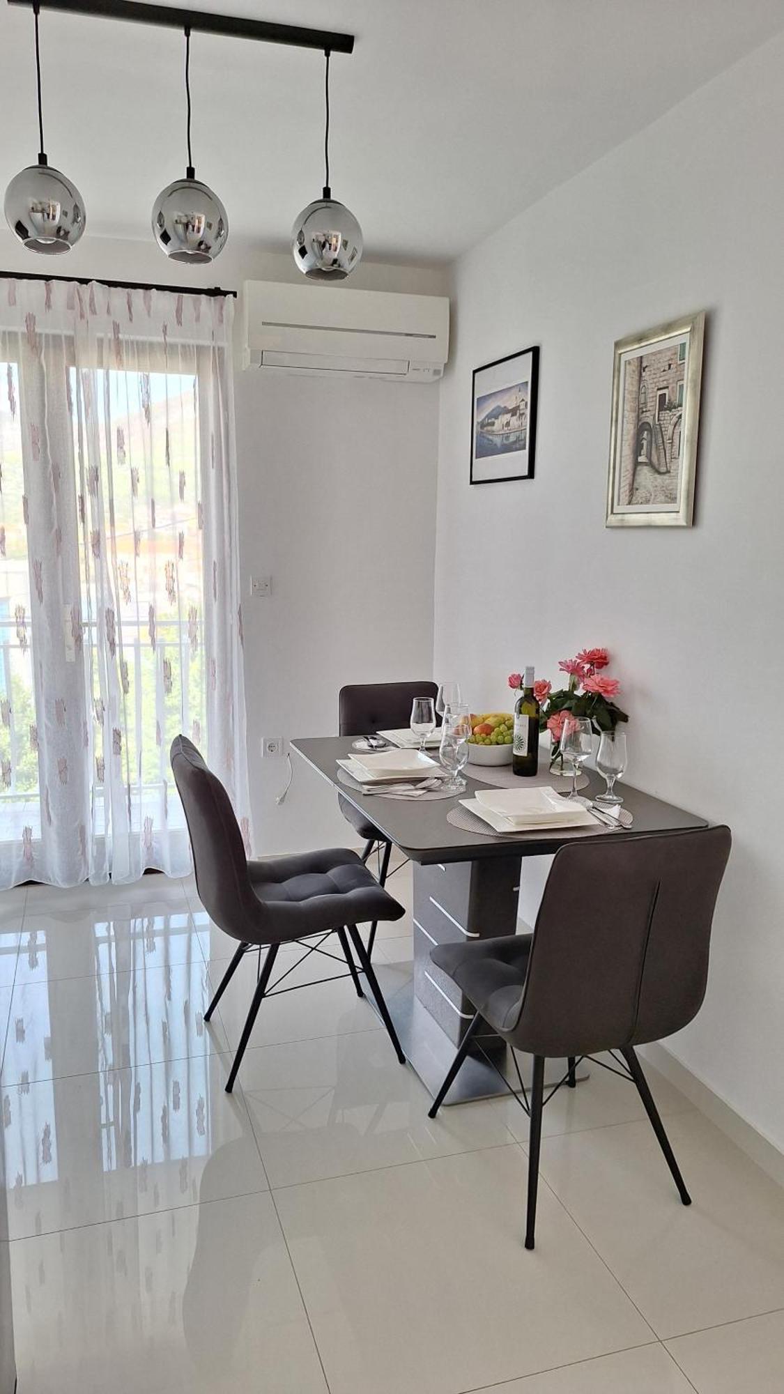 Apartmani I & J Seric Seget Vranjica Dış mekan fotoğraf