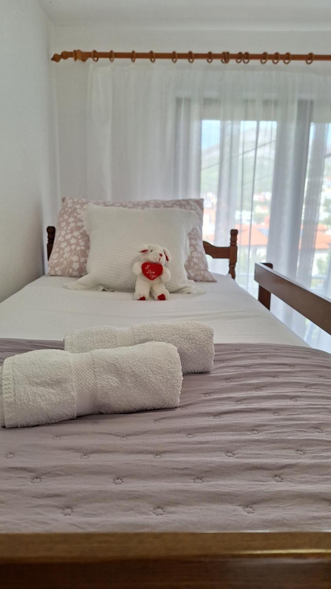 Apartmani I & J Seric Seget Vranjica Dış mekan fotoğraf