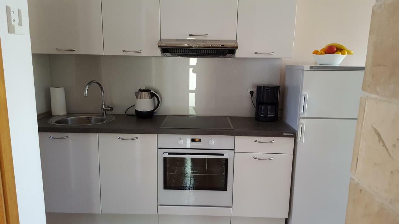 Apartmani I & J Seric Seget Vranjica Dış mekan fotoğraf