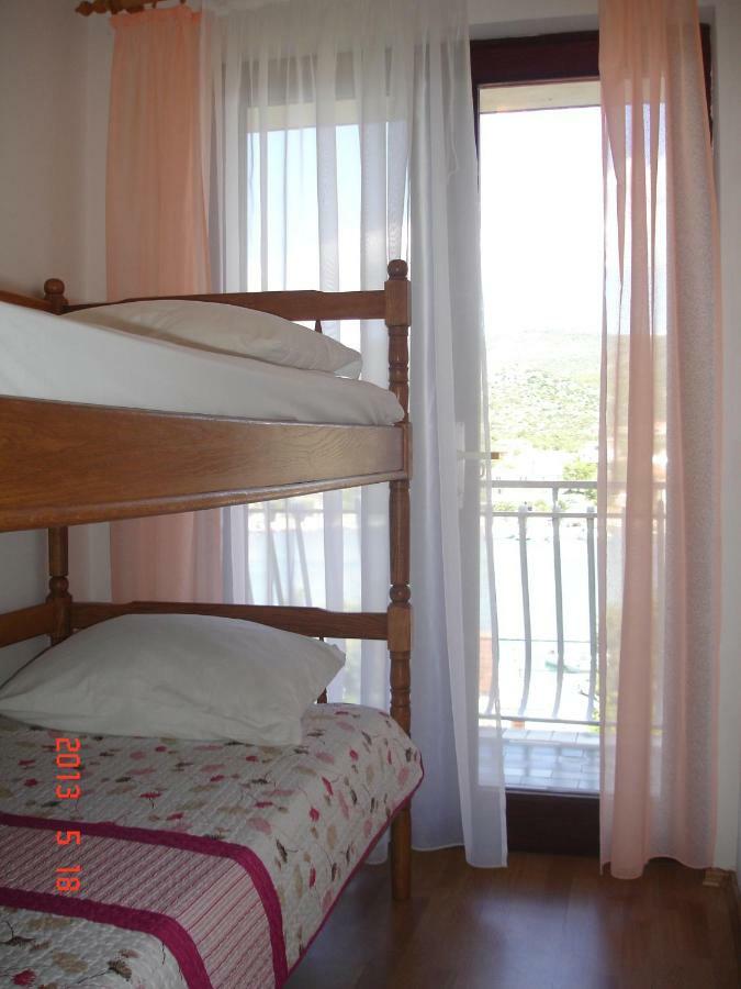 Apartmani I & J Seric Seget Vranjica Dış mekan fotoğraf